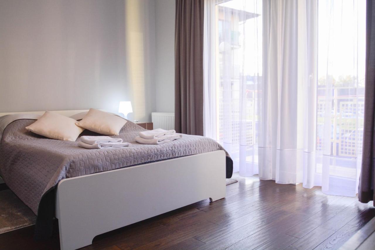 Apartamenty Bryza - Chelmonskiego - Parking - Centrum Swinoujscie Ngoại thất bức ảnh