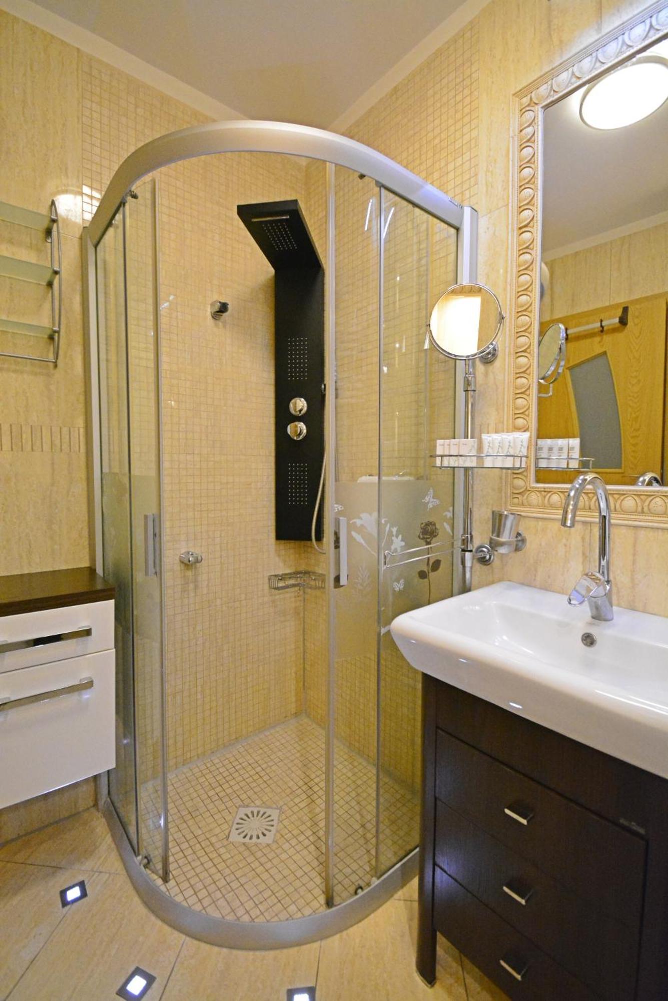Apartamenty Bryza - Chelmonskiego - Parking - Centrum Swinoujscie Ngoại thất bức ảnh