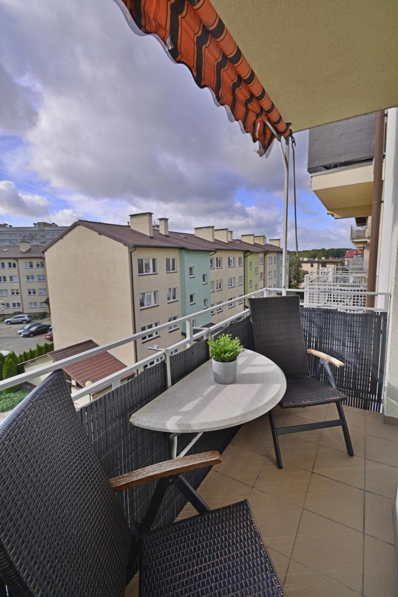 Apartamenty Bryza - Chelmonskiego - Parking - Centrum Swinoujscie Ngoại thất bức ảnh
